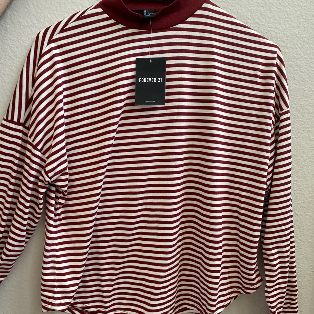 Women’s Forever 21 Top! New w/ Tags!💗